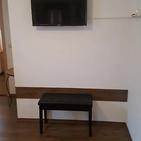 Zum Hirschen Pensjonat 3*